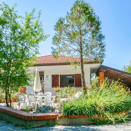 3 Bedroom Awesome In Masso *