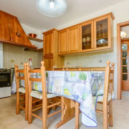 3 Bedroom Awesome In Masso Hébergement de vacances Tasso